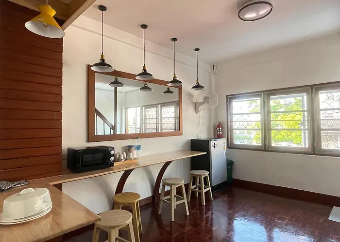 M3 Bake & Bed 2* Bangkok